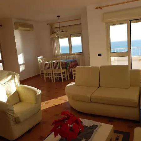 Harry's Sea View 아파트